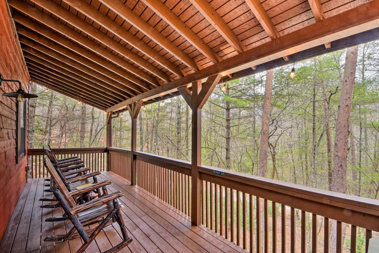 Modern Cabin With Deck In The Blue Ridge Mountains! ブレアズヴィル エクステリア 写真